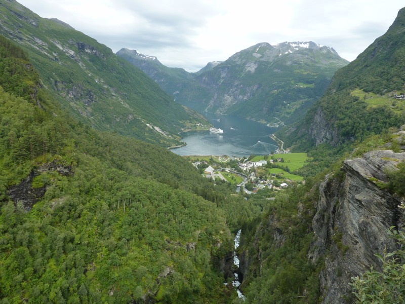Gejranger fjord.jpg
