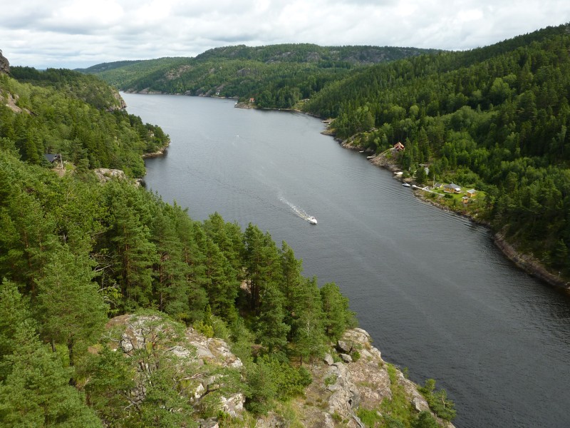 Hraniční Fjord Švbésko.jpg